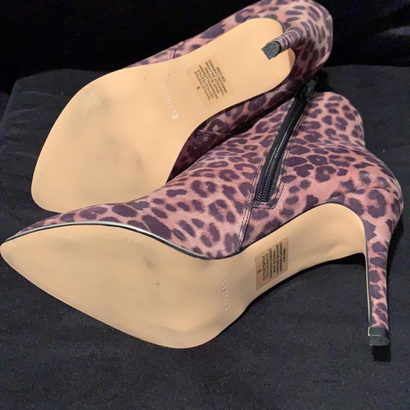 Booties - Picture 5 of 5